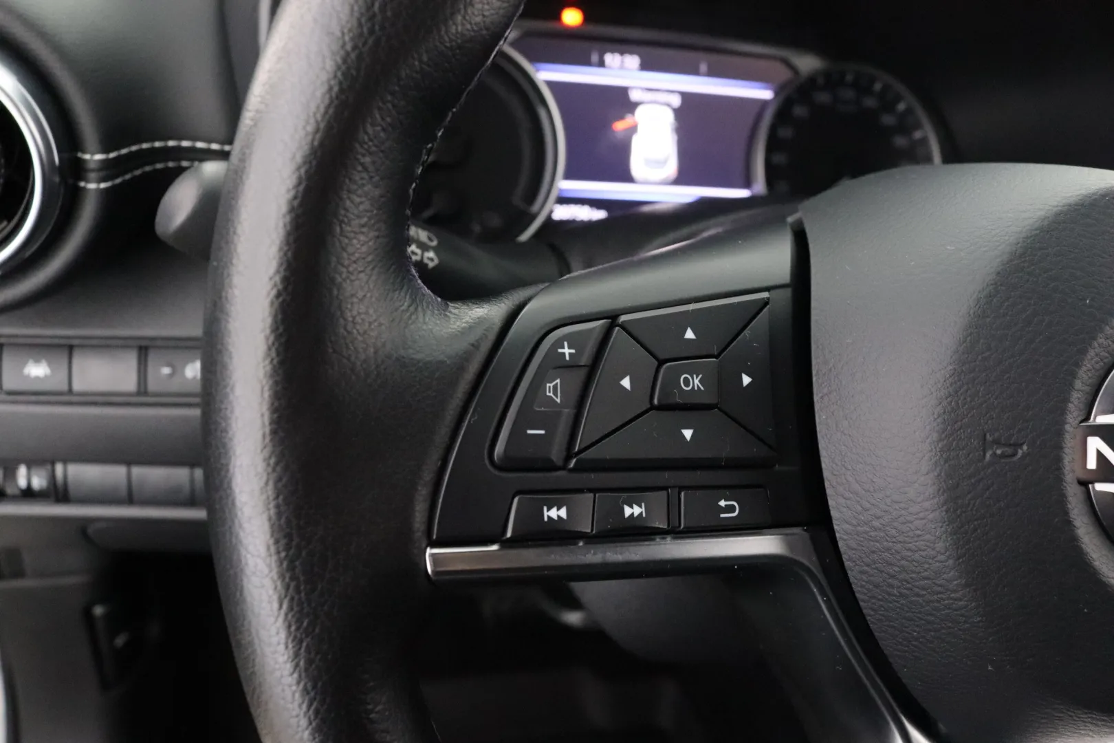 NISSAN Juke NNF-975 carousel image