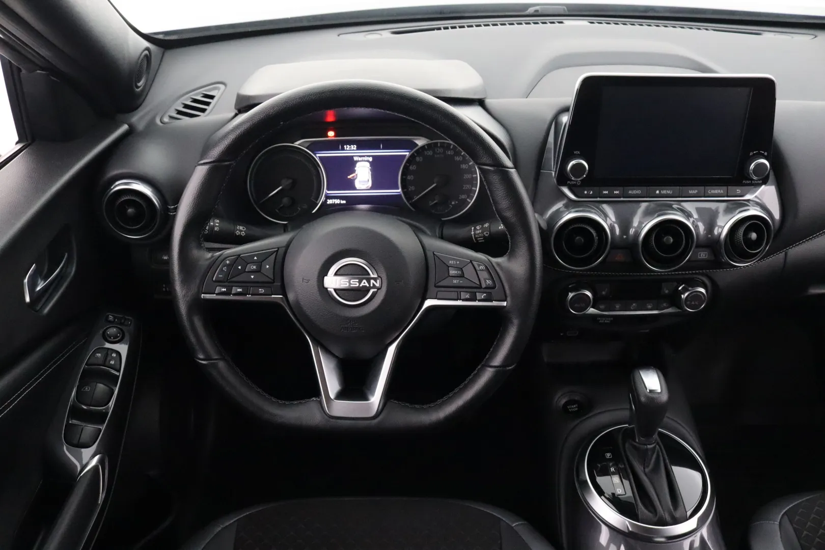 NISSAN Juke NNF-975 carousel image