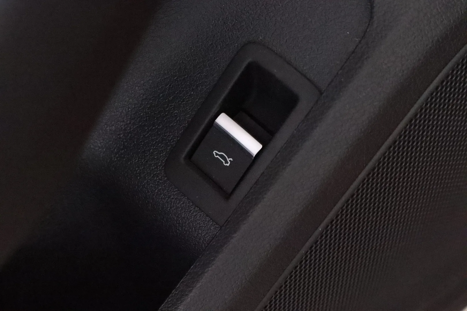 Audi A5 MOE-595 carousel image