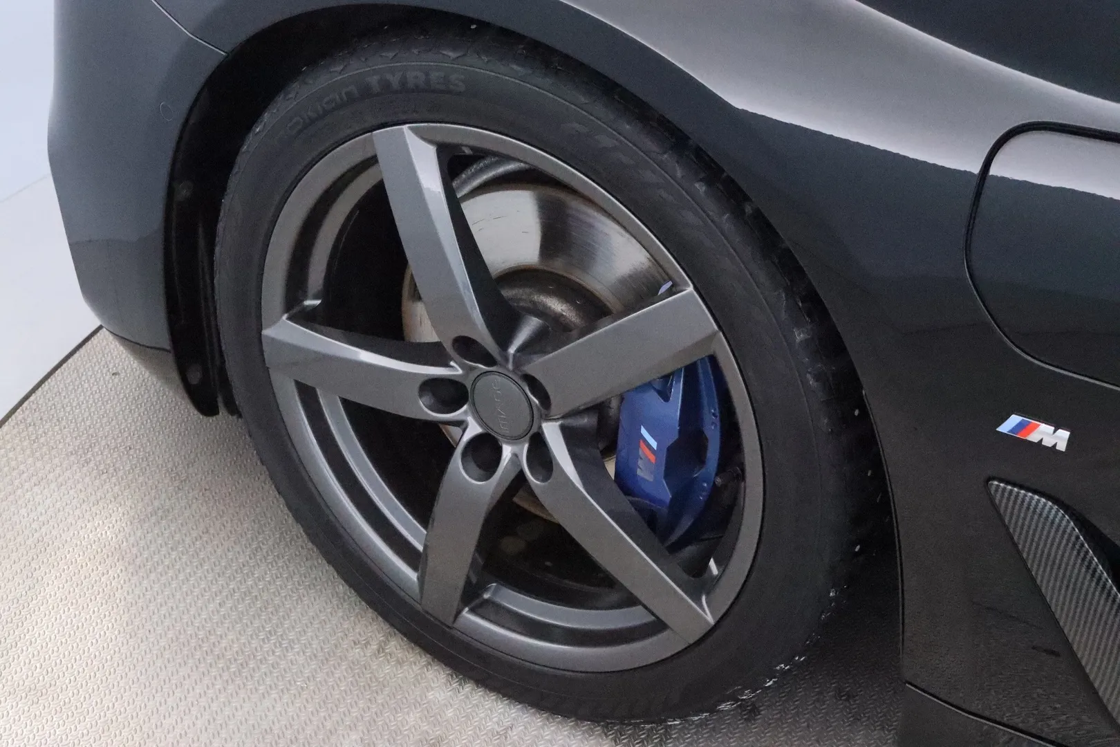 BMW 530 EOU-219 carousel image