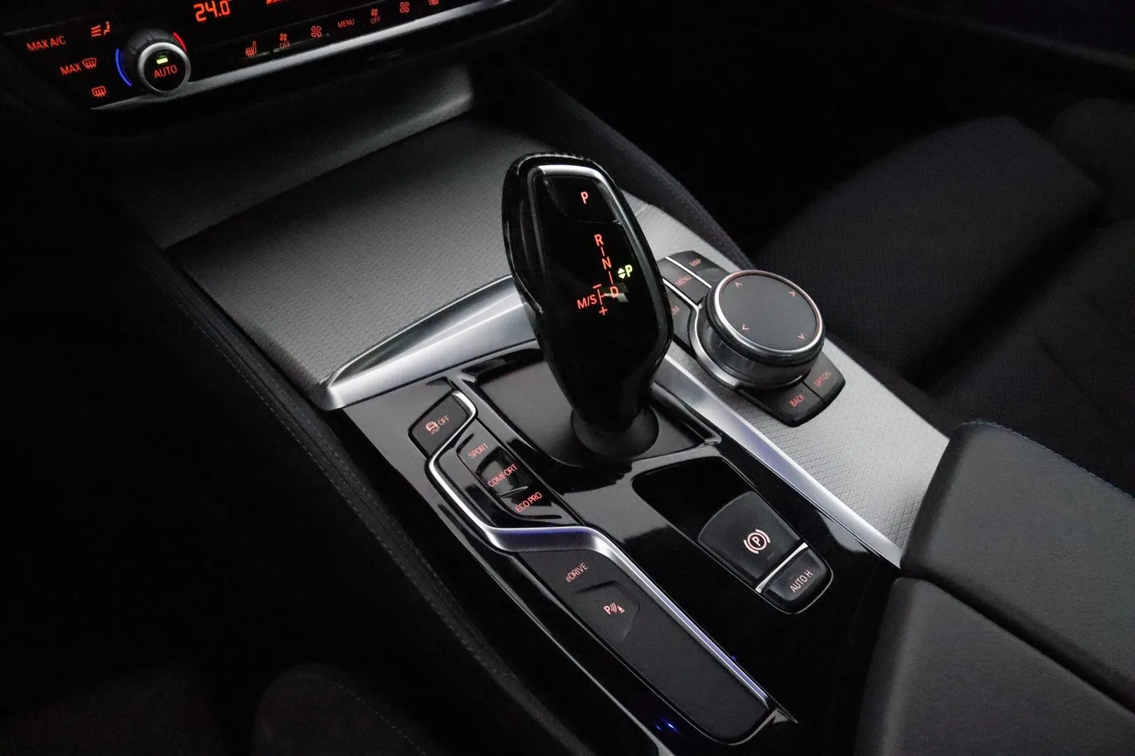 BMW 530 EOU-219 carousel image