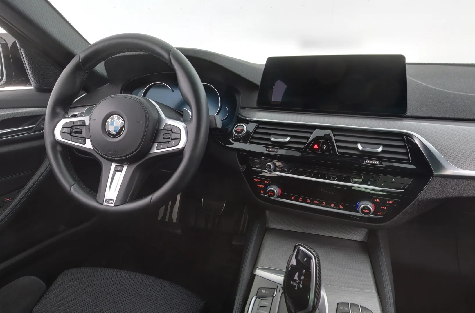 BMW 530 EOU-219 carousel image