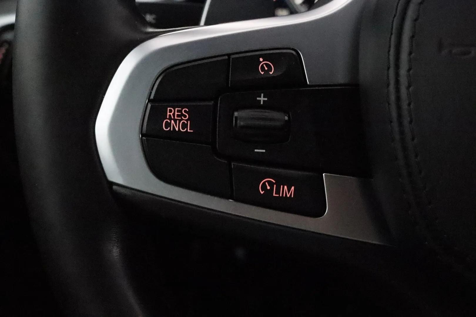 BMW 530 EOU-219 carousel image
