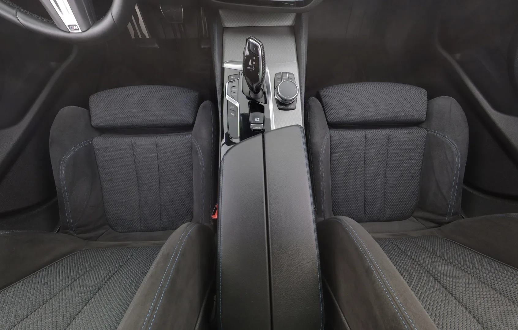 BMW 530 EOU-219 carousel image