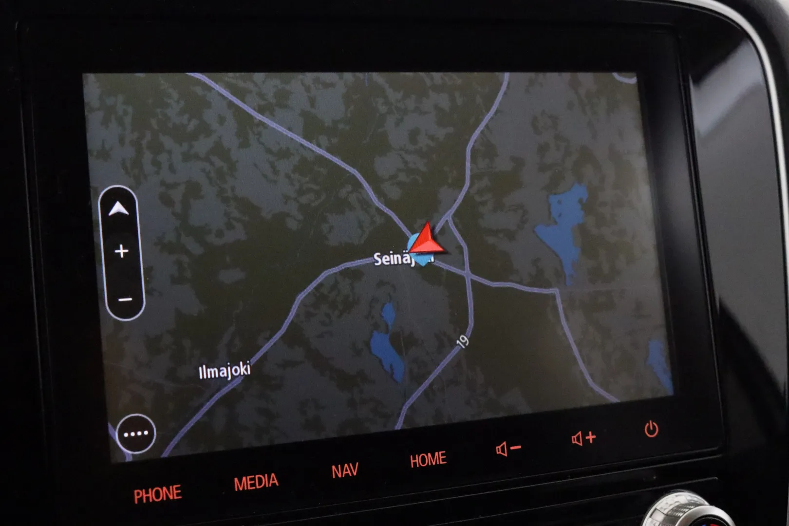 MITSUBISHI OUTLANDER XRJ-956 carousel image