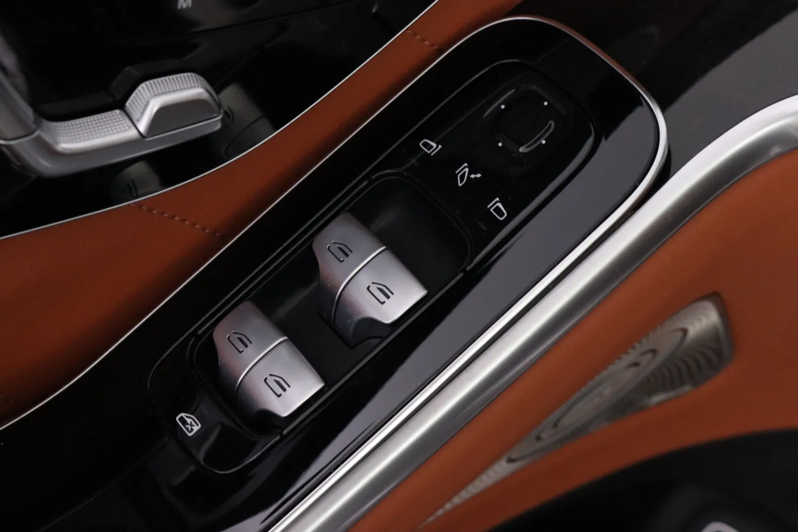 MERCEDES-BENZ S ZOO-692 carousel image