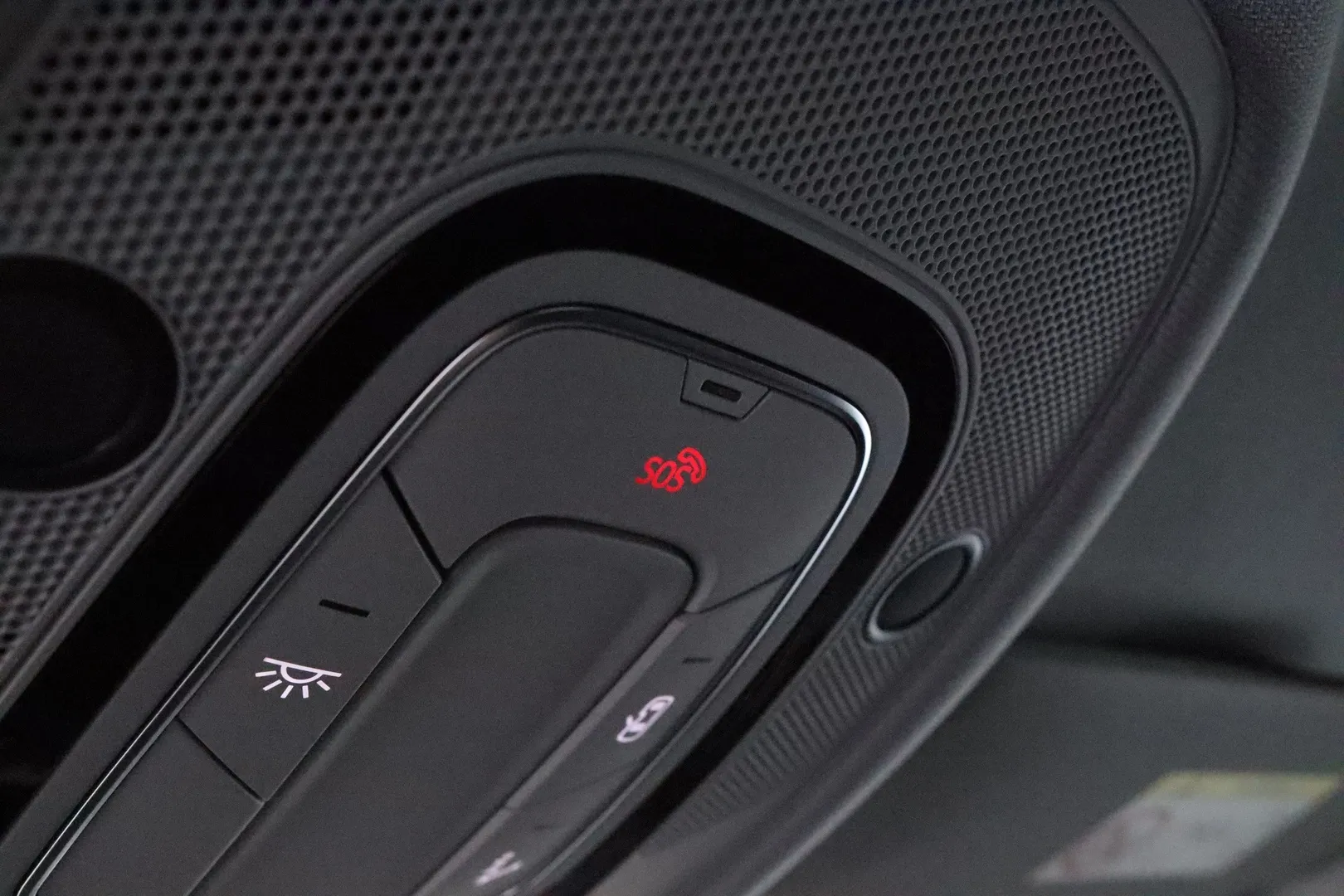 AUDI A4 SZC-785 carousel image