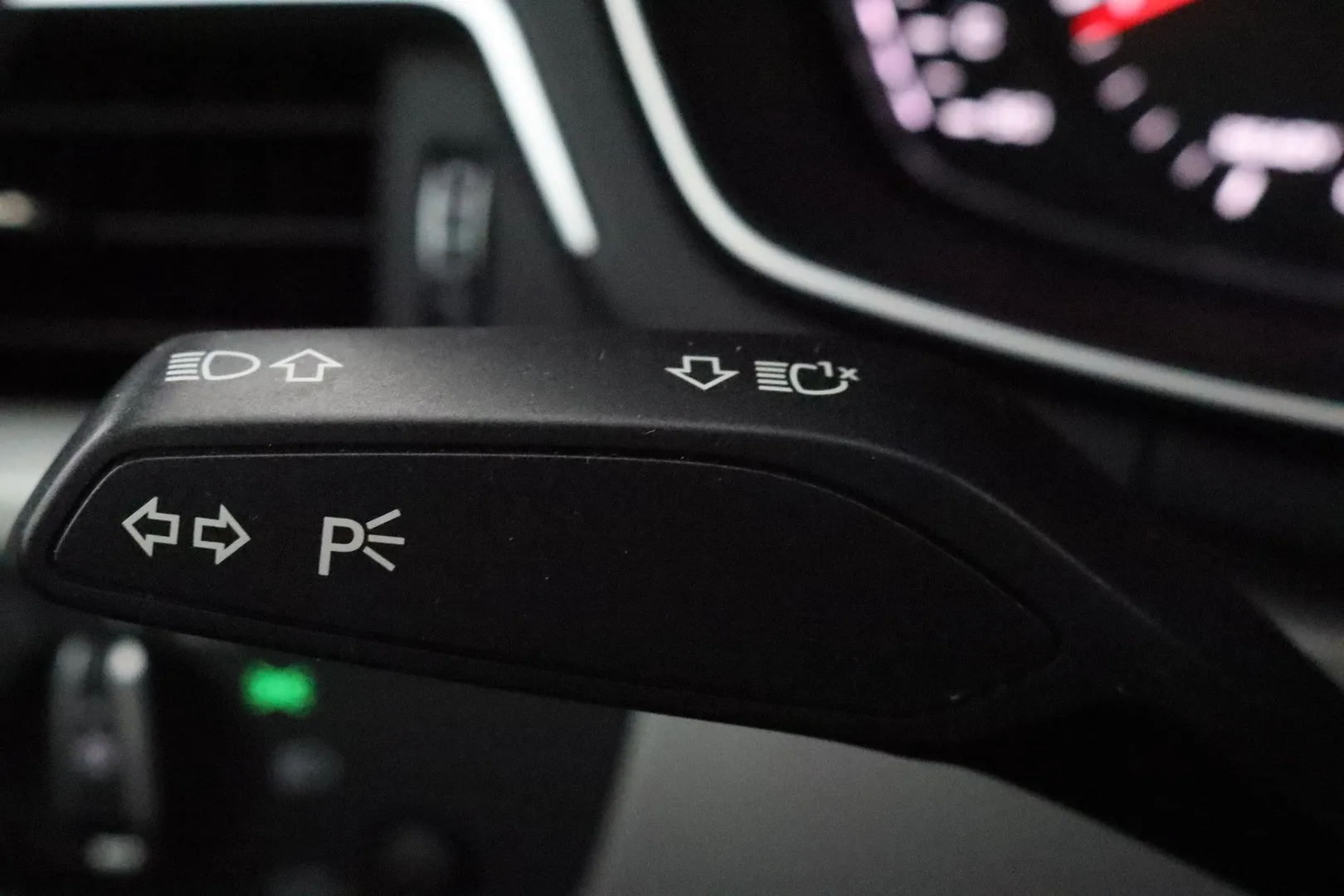 AUDI A4 SZC-785 carousel image