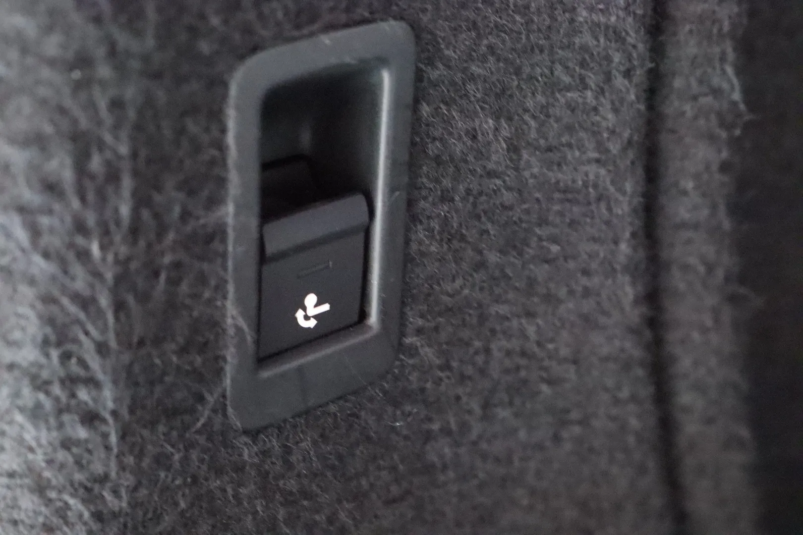 AUDI A4 SZC-785 carousel image