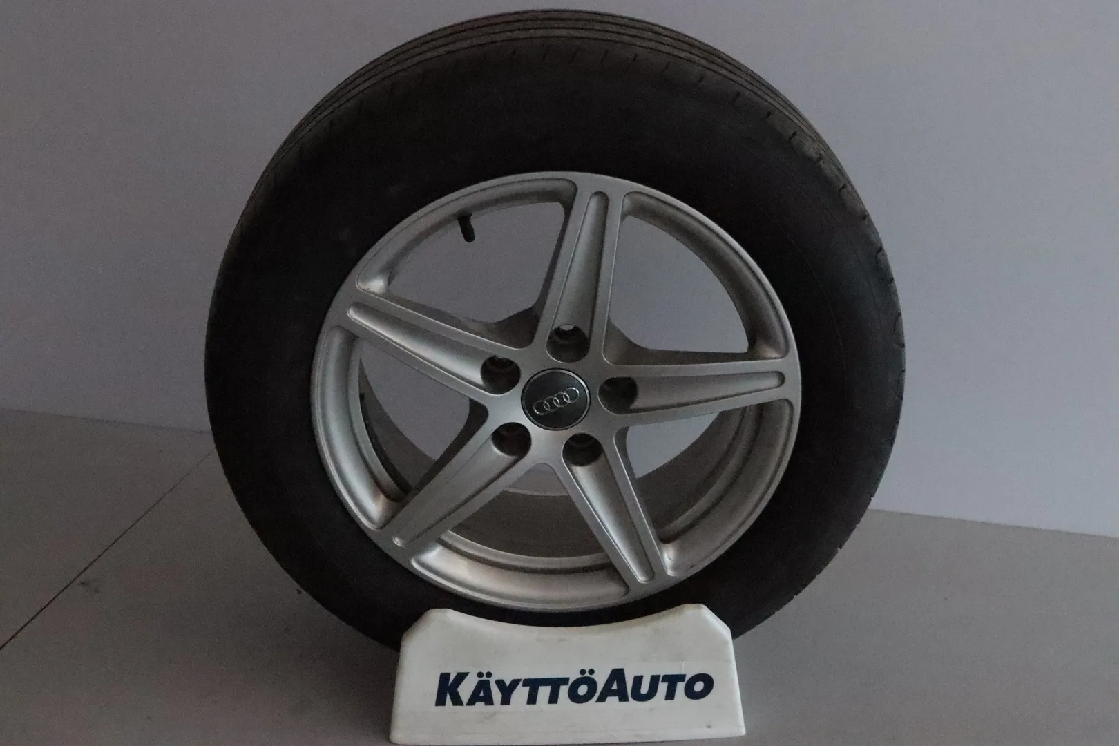 AUDI A4 SZC-785 carousel image