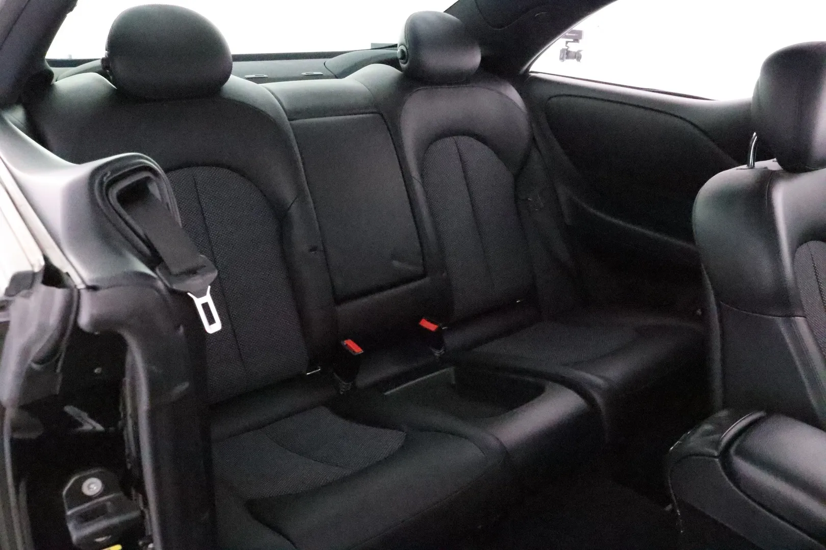 MERCEDES-BENZ CLK JLR-697 carousel image