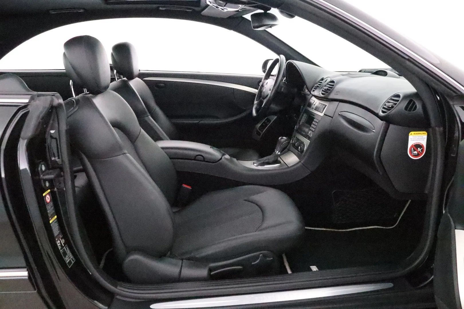 MERCEDES-BENZ CLK JLR-697 carousel image