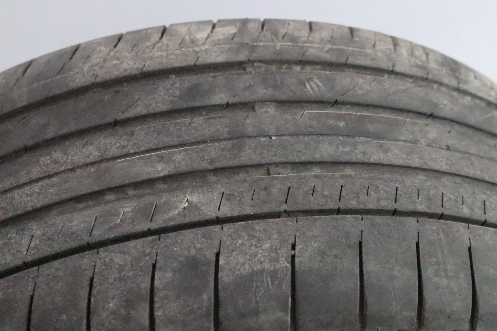 MERCEDES-BENZ CLK JLR-697 carousel image