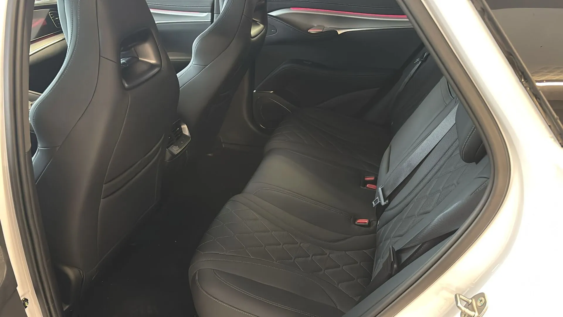 BYD Sealion 7 ZPU-834 carousel image