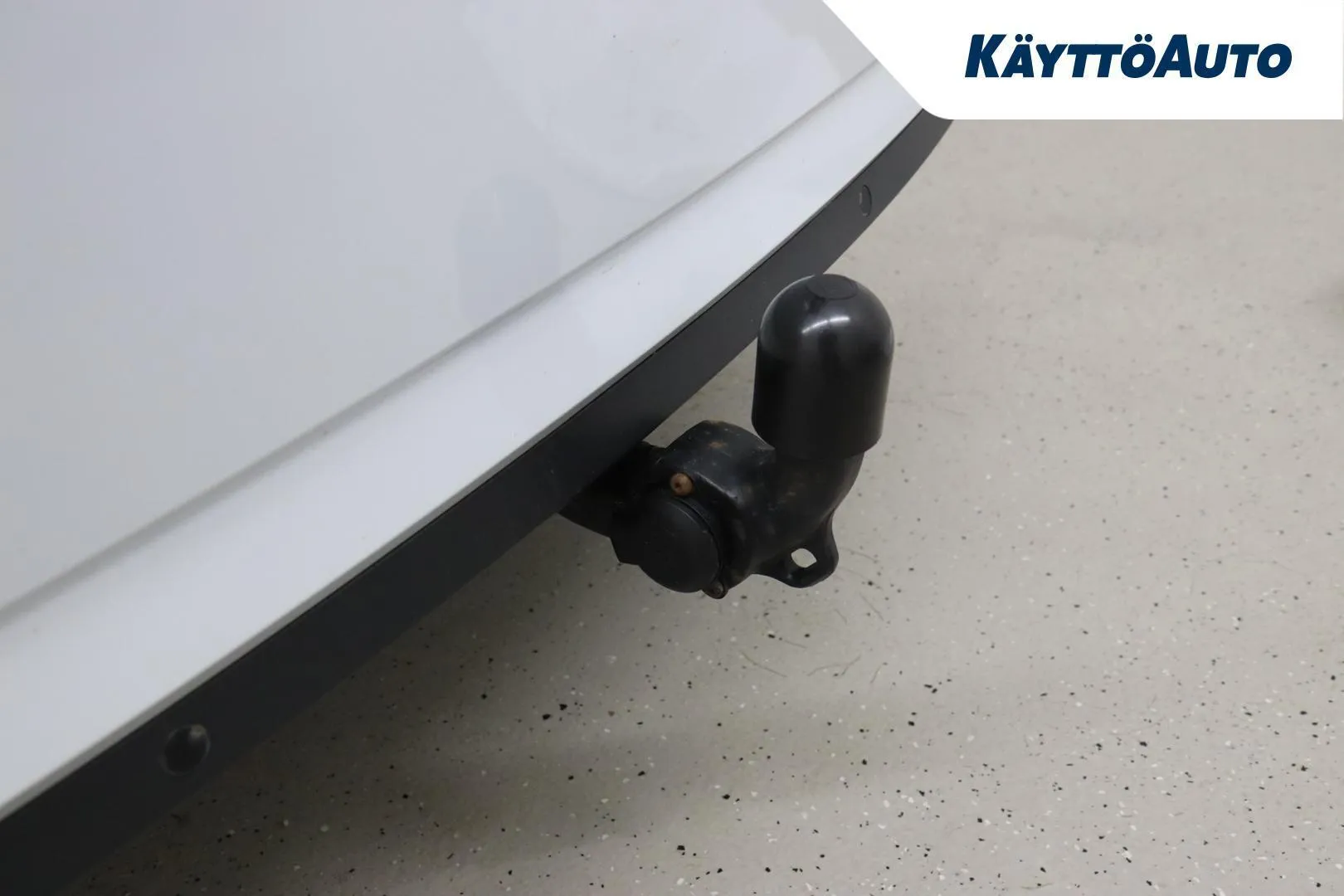 SKODA Superb NKZ-338 carousel image