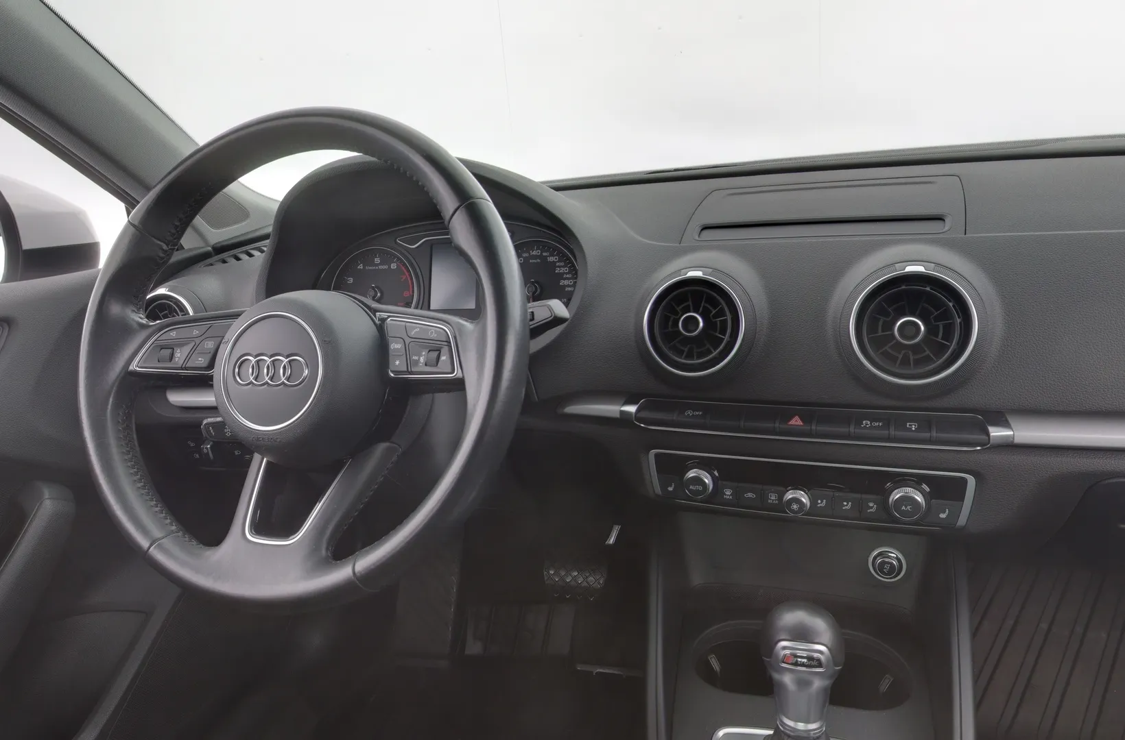 Audi A3 EOE-551 carousel image