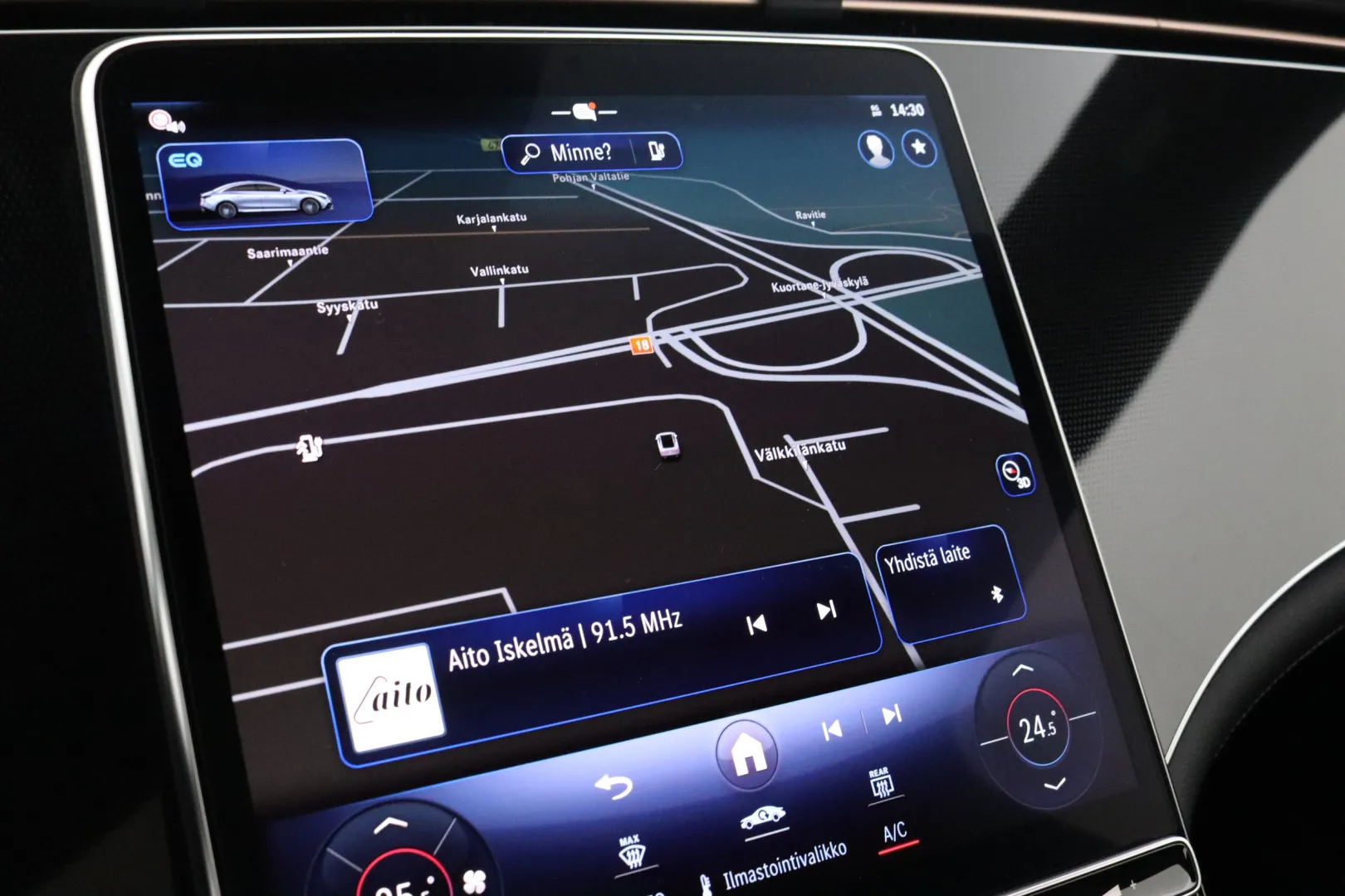 MERCEDES-BENZ EQE RXJ-976 carousel image