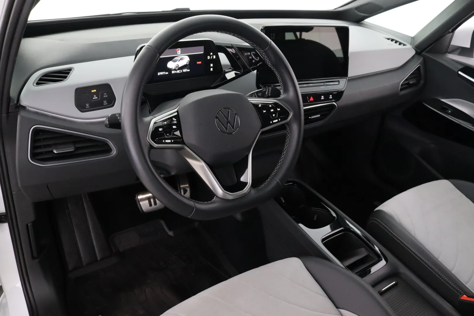 VOLKSWAGEN ID.3 OZR-965 carousel image