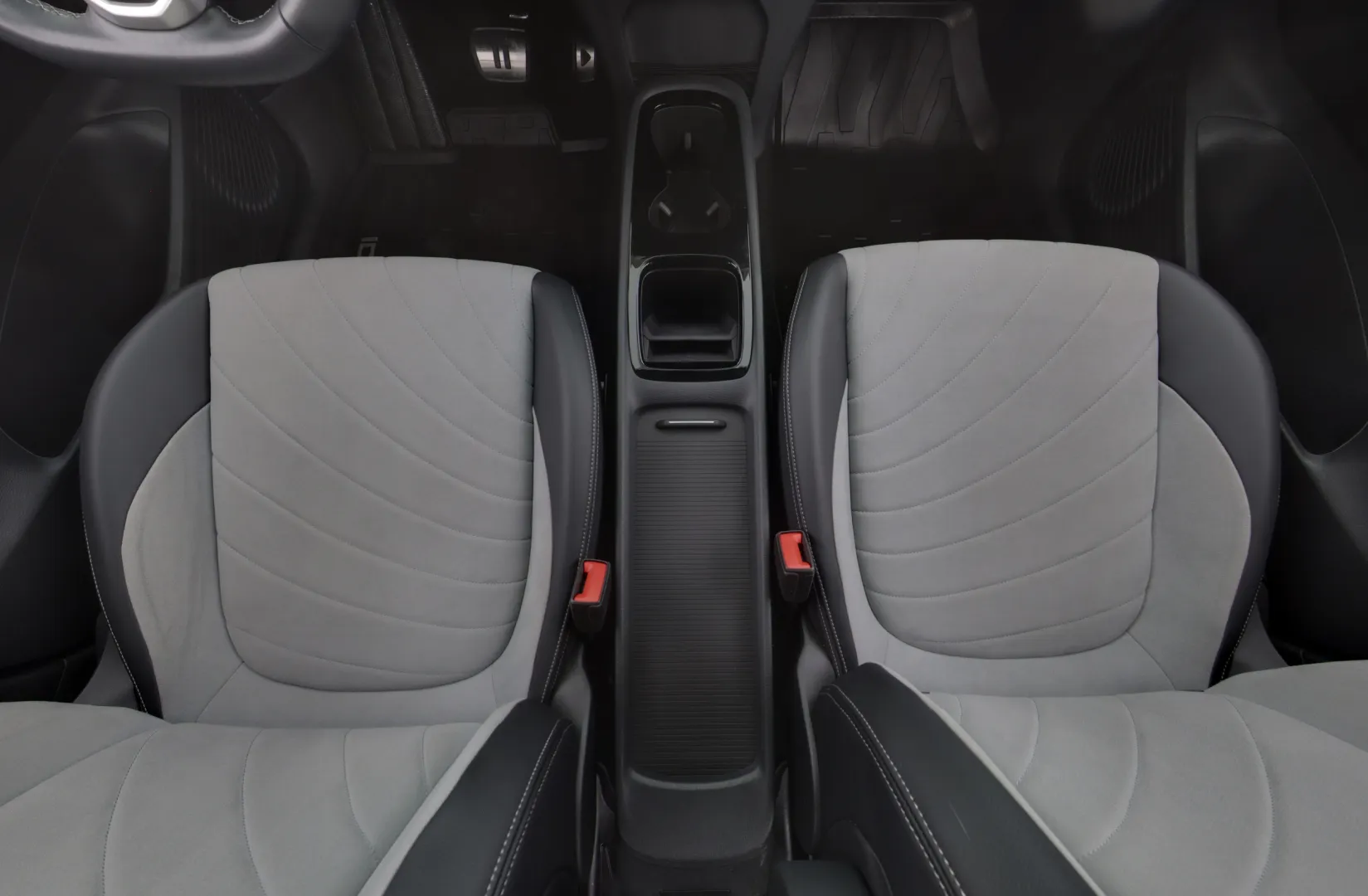 VOLKSWAGEN ID.3 OZR-965 carousel image