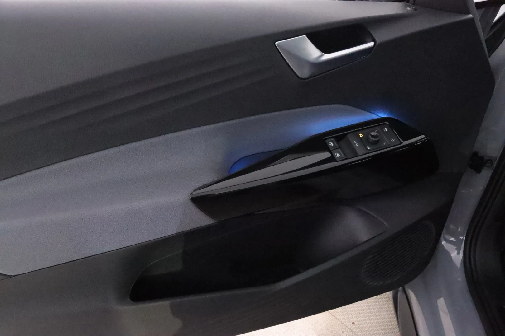 Volkswagen ID.3 GPY-617 carousel image