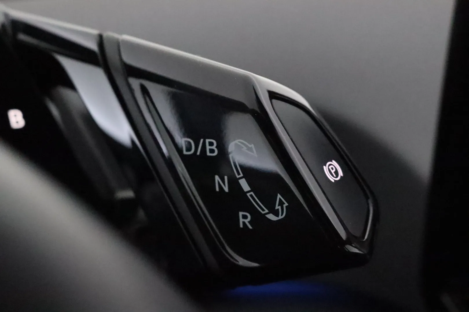 Volkswagen ID.3 GPY-617 carousel image