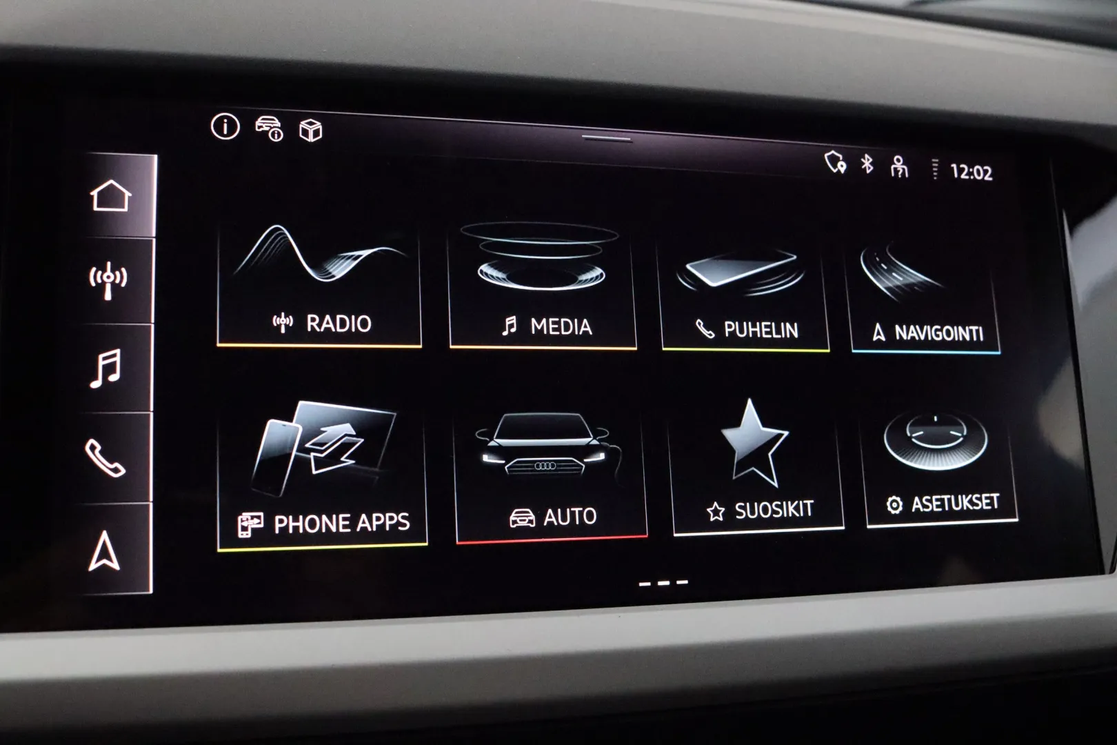 Audi Q4 e-tron NOG-207 carousel image