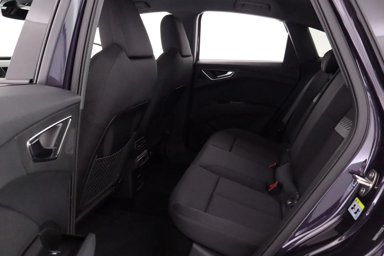 Audi Q4 e-tron NOG-207 carousel image