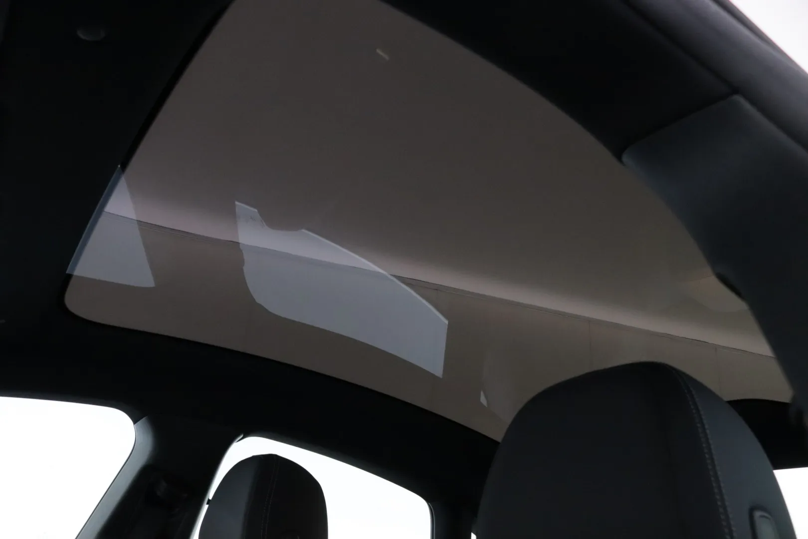 Mercedes-Benz CLA FSJ-192 carousel image