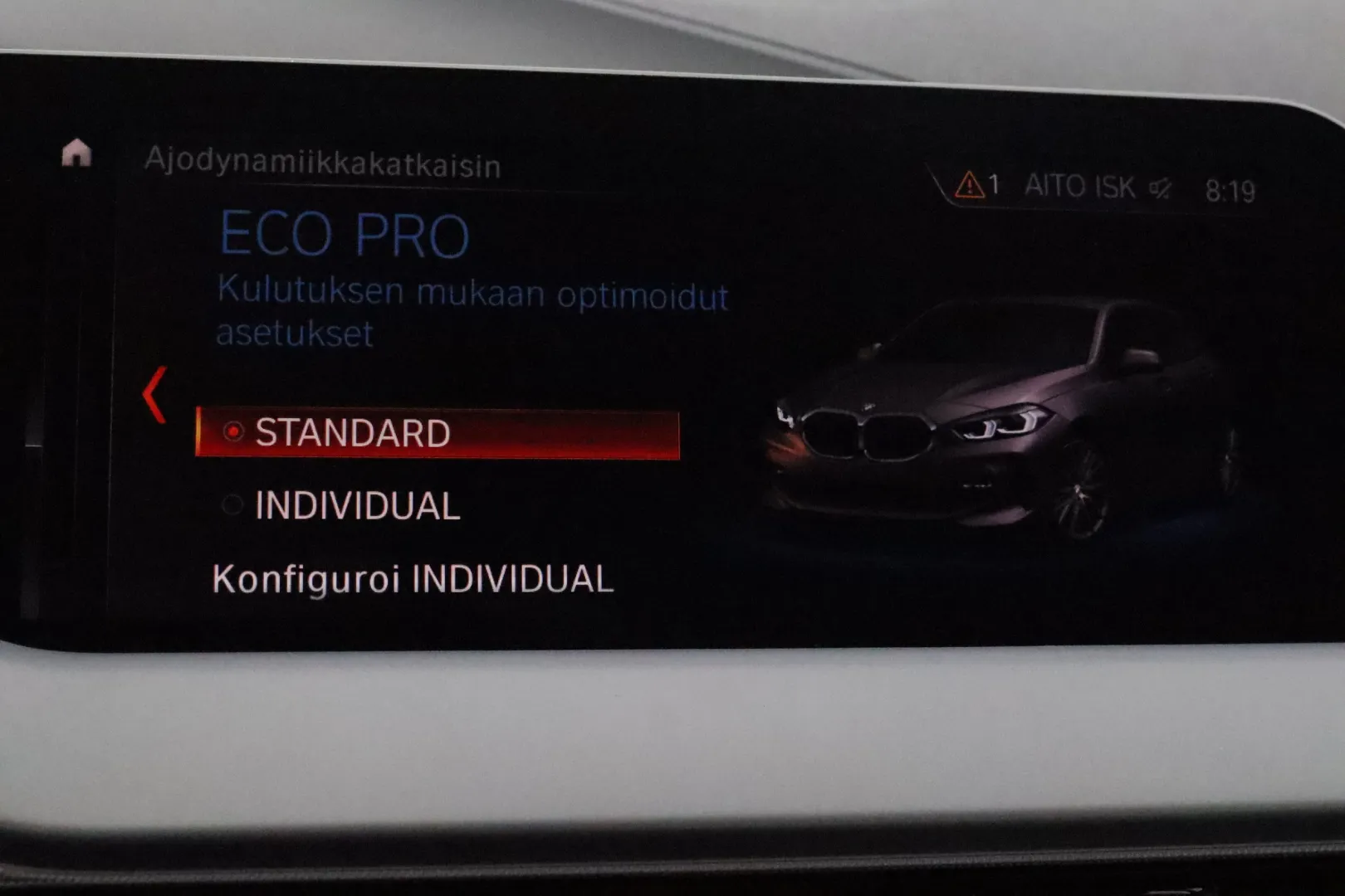 BMW 118 FIA-906 carousel image