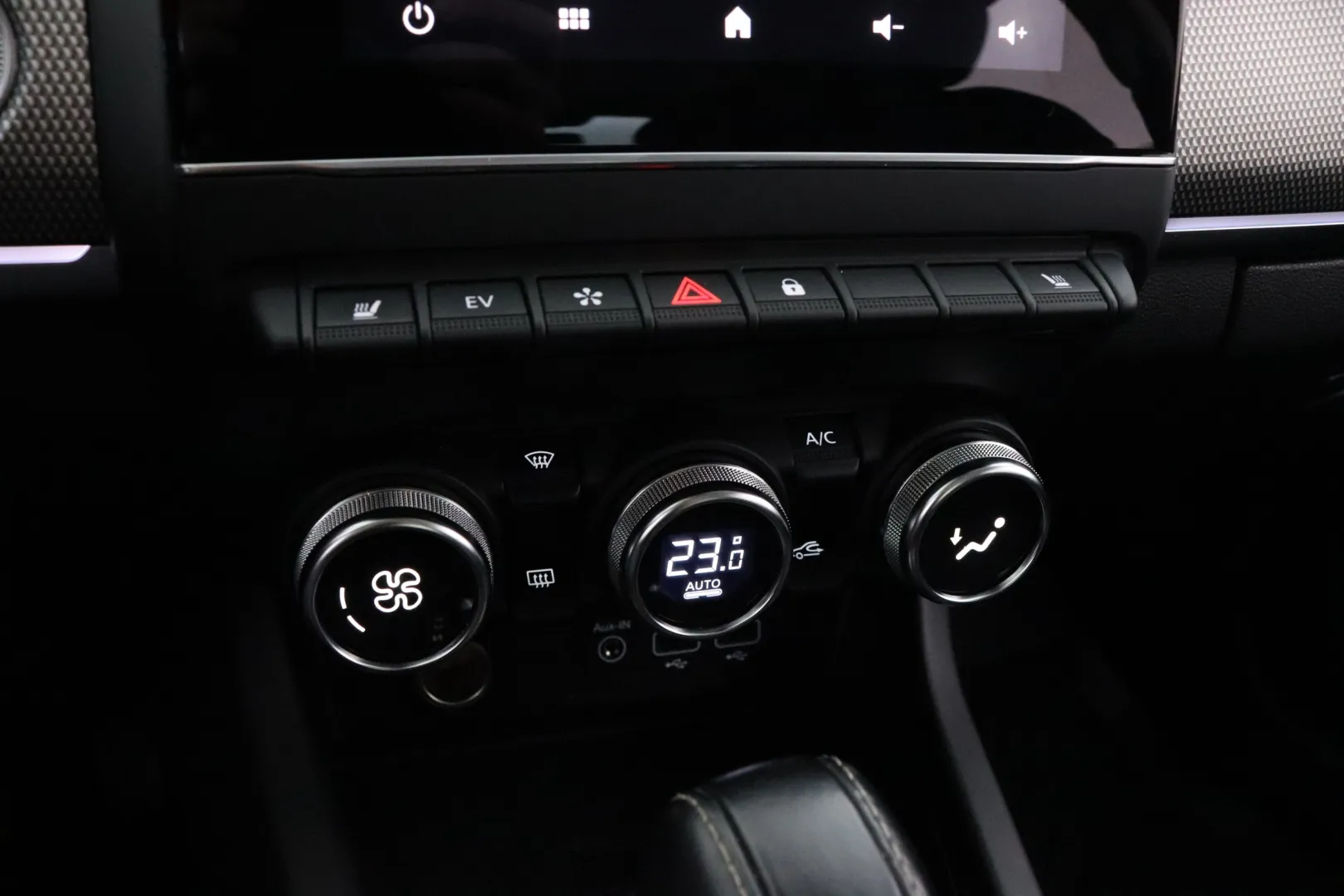 Renault Arkana MOC-928 carousel image