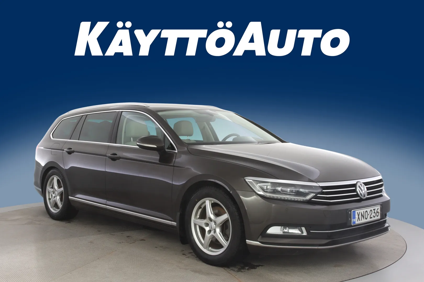 VOLKSWAGEN Passat XNO-236 carousel image
