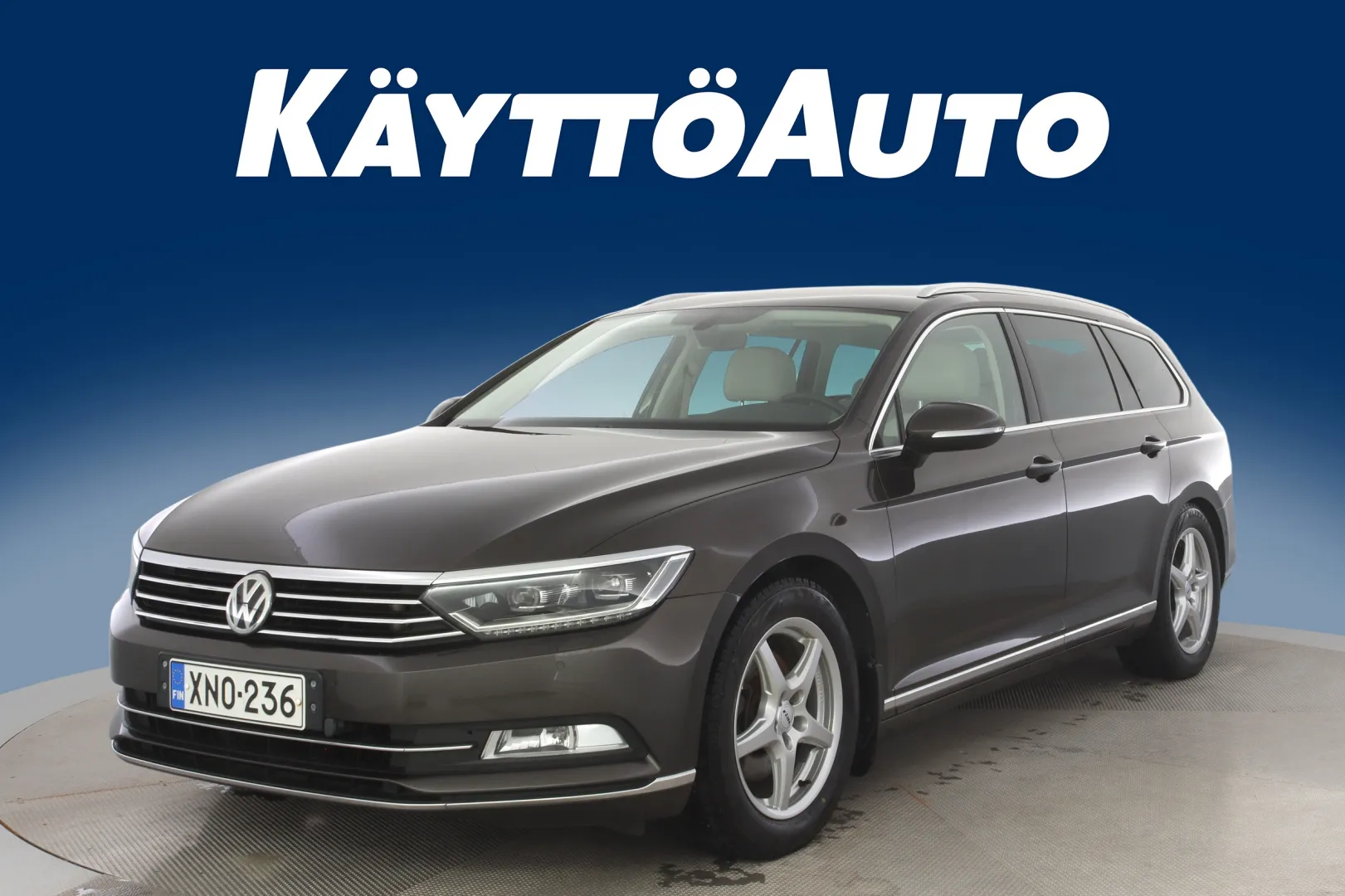 VOLKSWAGEN Passat XNO-236 carousel image