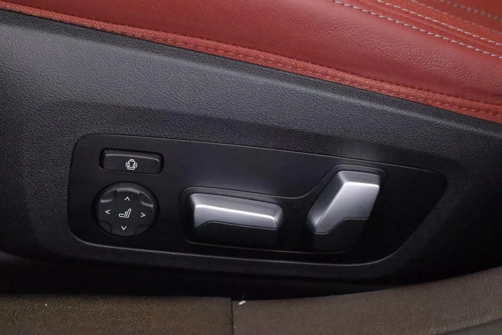 BMW I4 M50 OZZ-383 carousel image