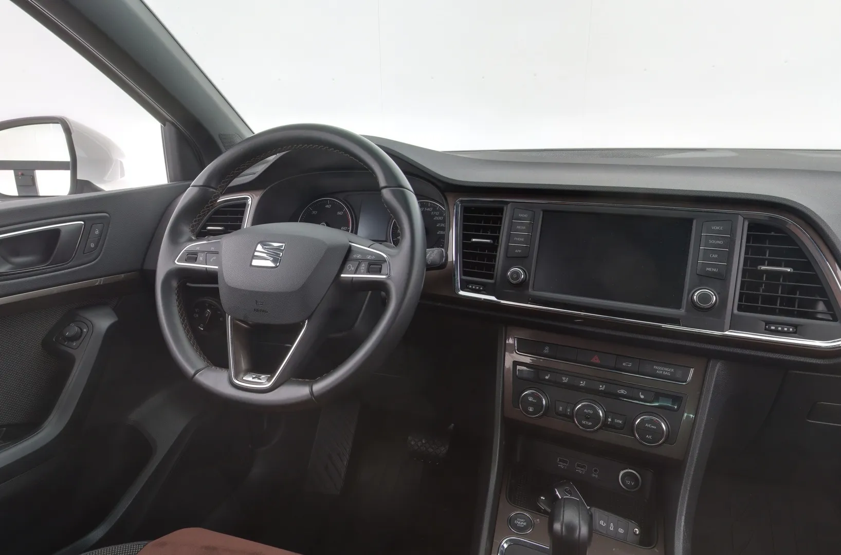 SEAT Ateca IMT-108 carousel image