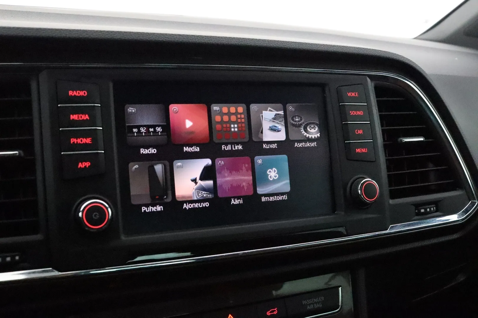 SEAT Ateca IMT-108 carousel image