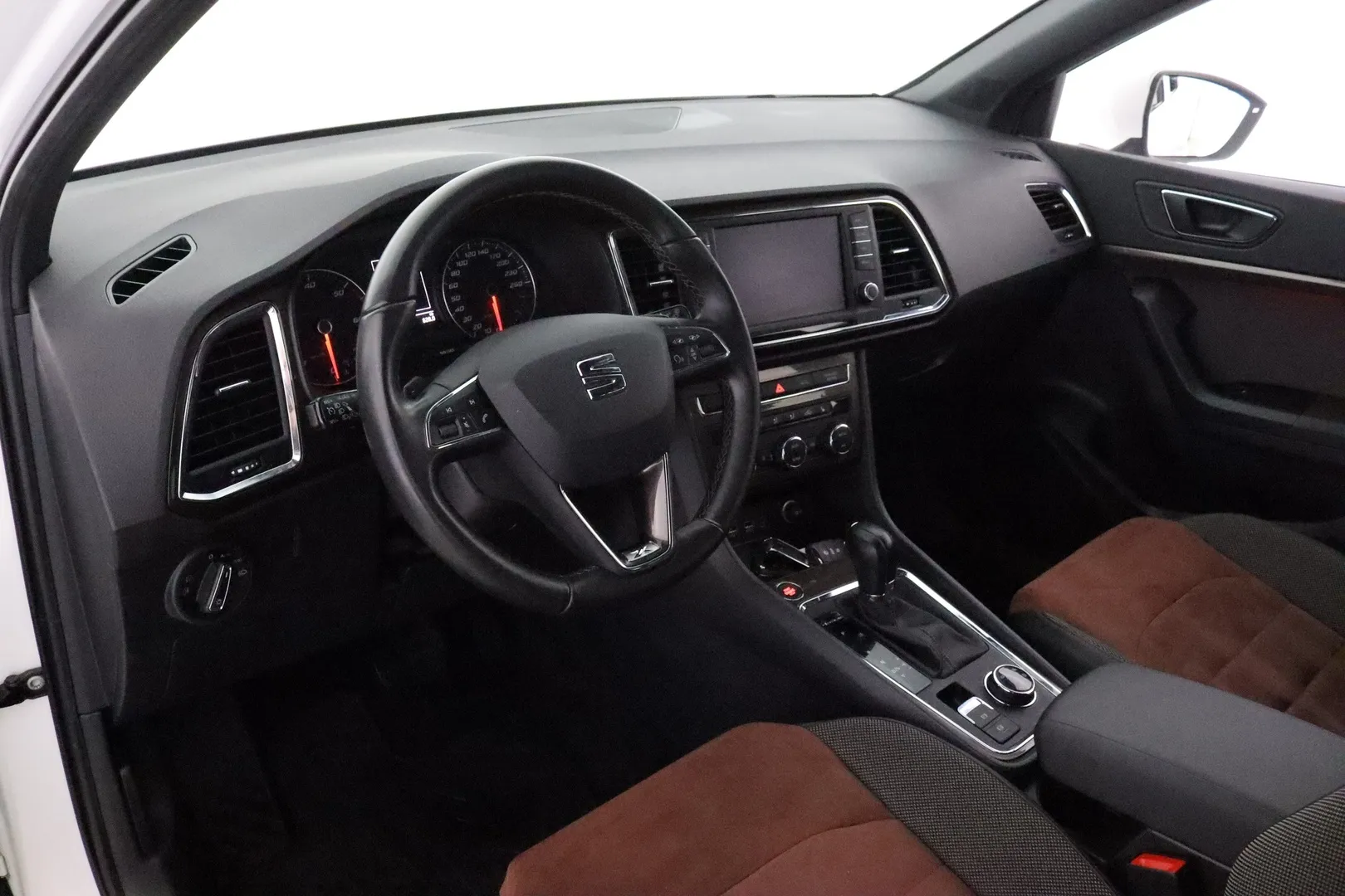 SEAT Ateca IMT-108 carousel image