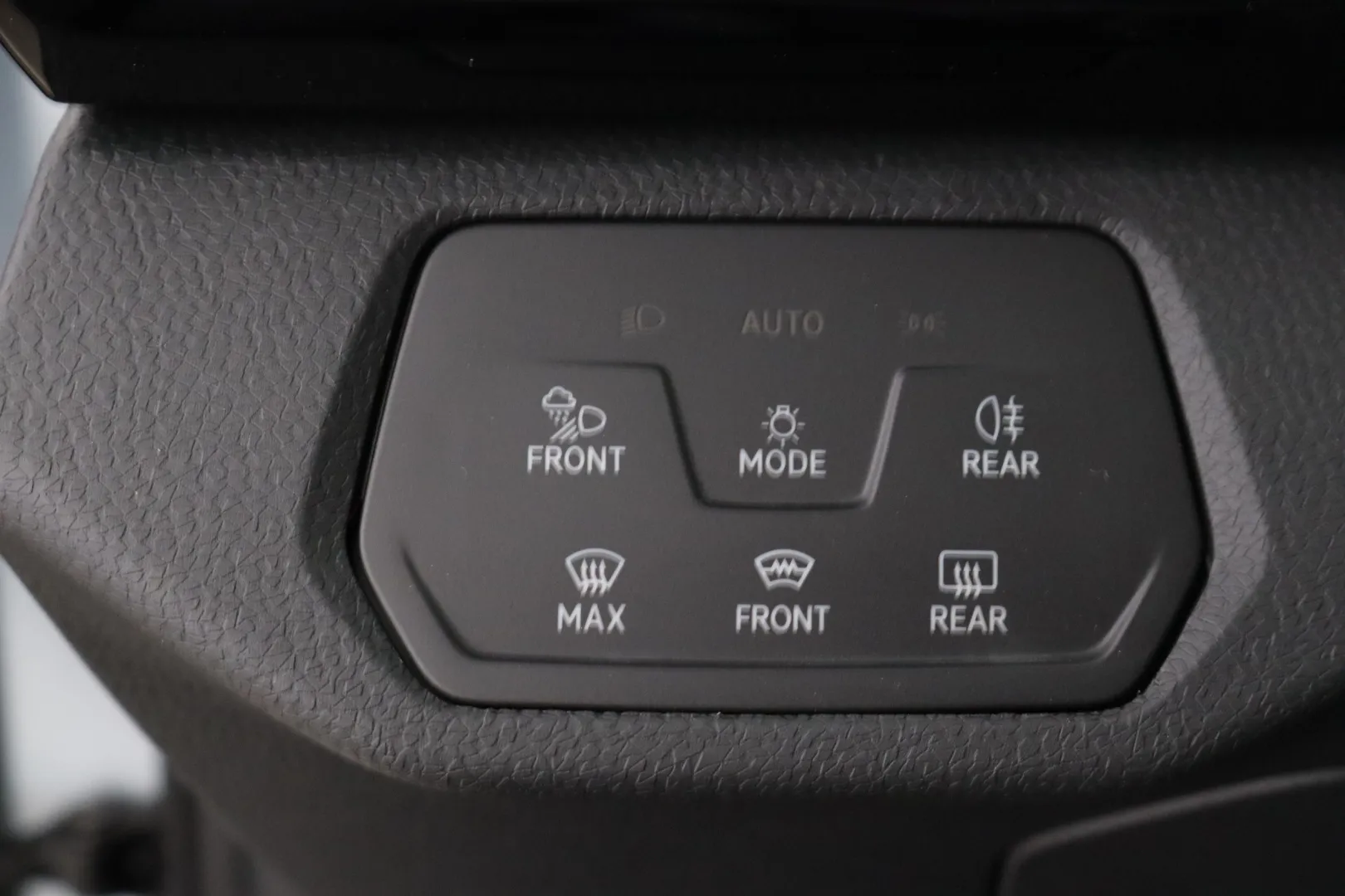 Volkswagen ID.4 RXS-453 carousel image