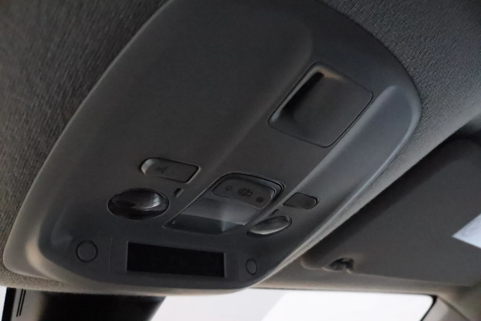 OPEL Vivaro RUX-982 carousel image