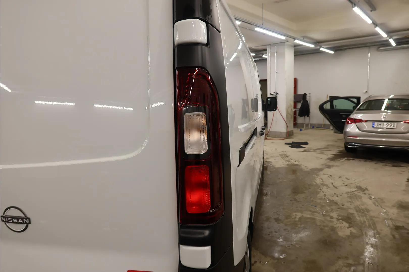 Nissan Primastar FSR-873 carousel image