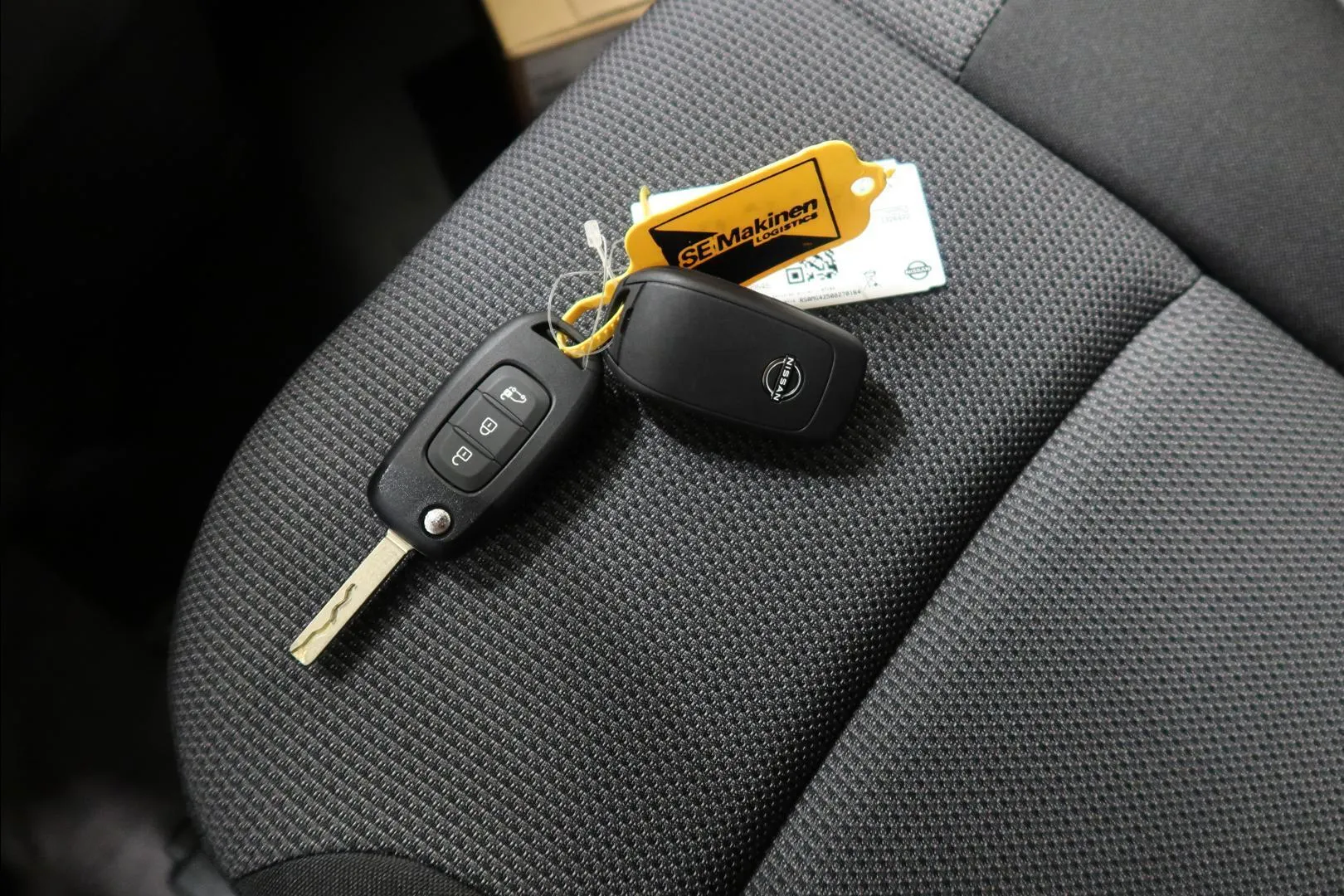 Nissan Primastar FSR-873 carousel image