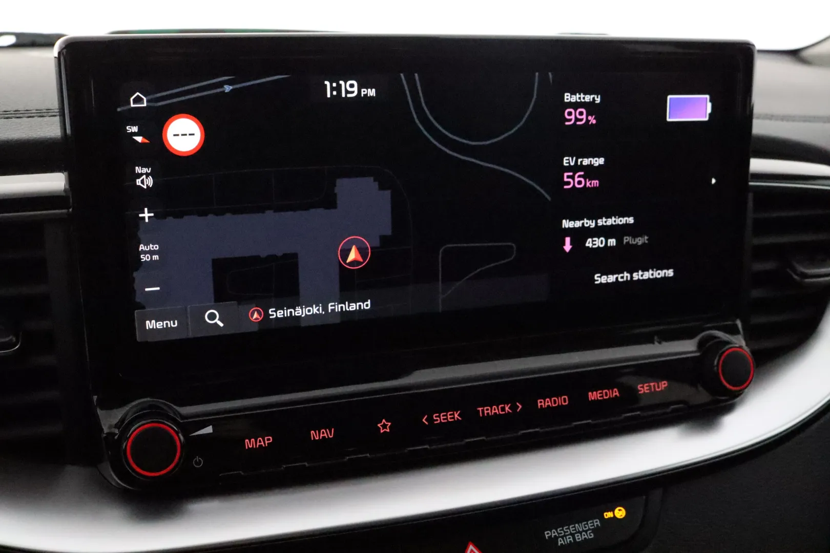 KIA Ceed CRG-889 carousel image