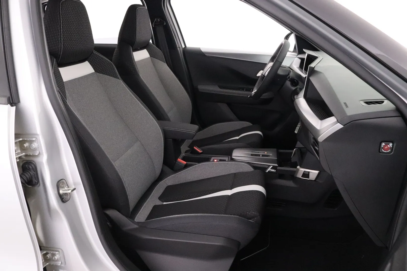 Opel Frontera NOK-248 carousel image