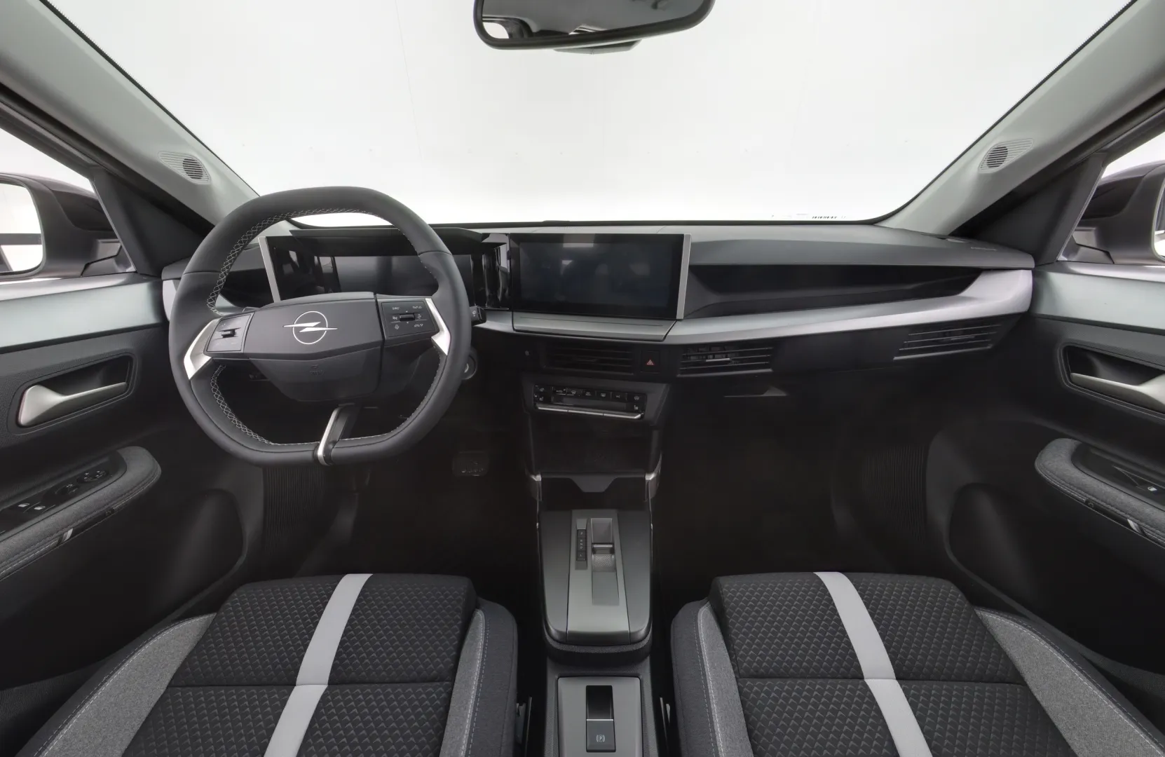 Opel Frontera NOK-248 carousel image