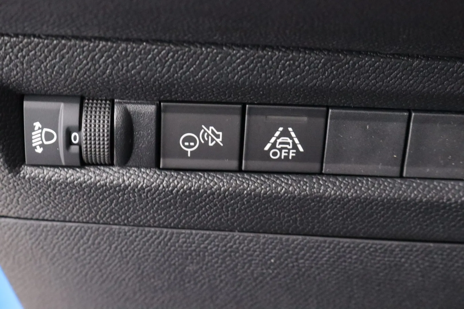 Opel Frontera NOK-250 carousel image