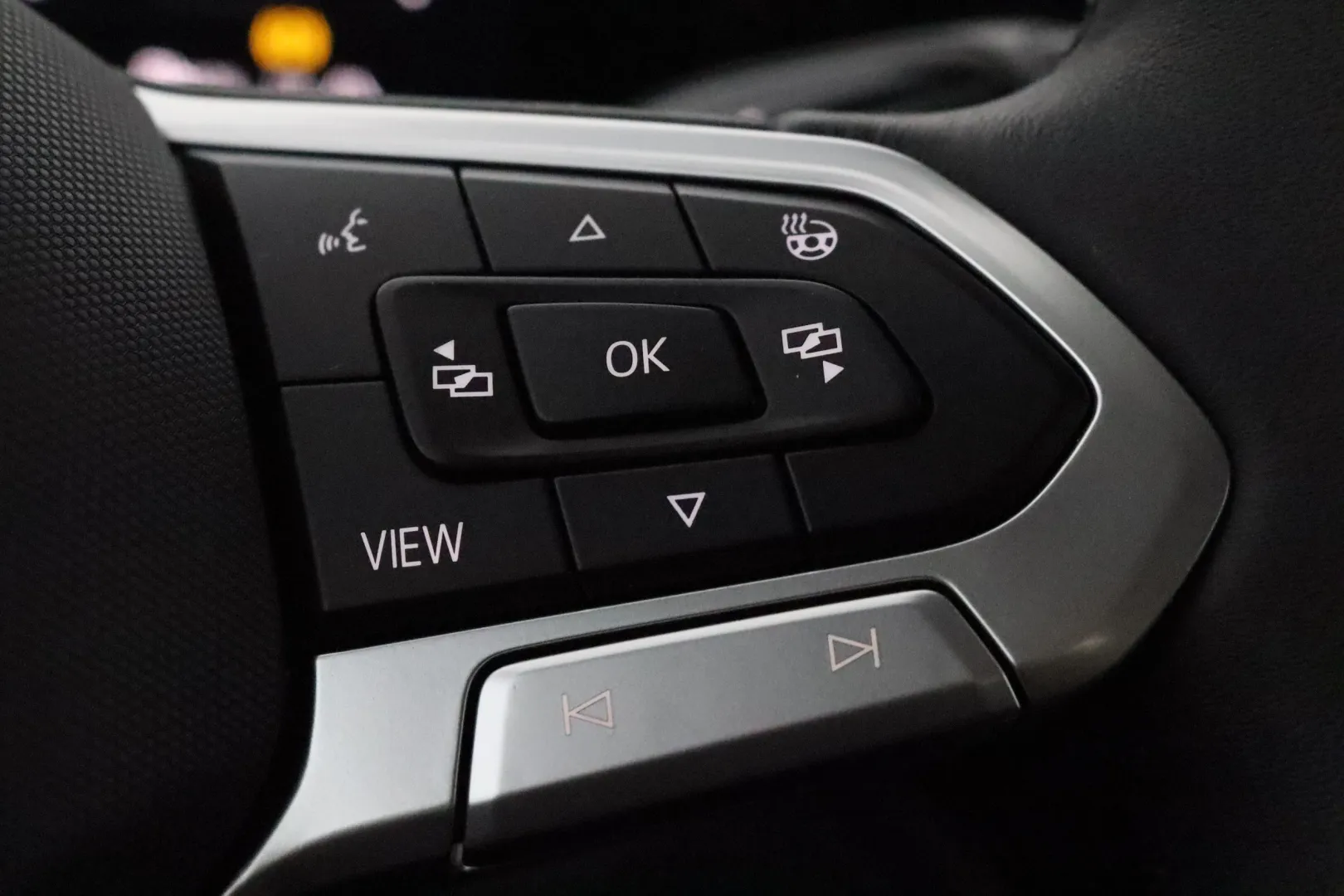 Volkswagen T-Roc RXS-207 carousel image