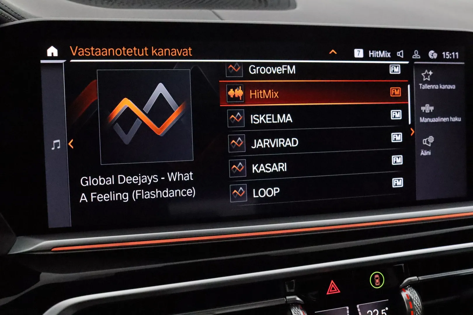 BMW X7 YLE-206 carousel image