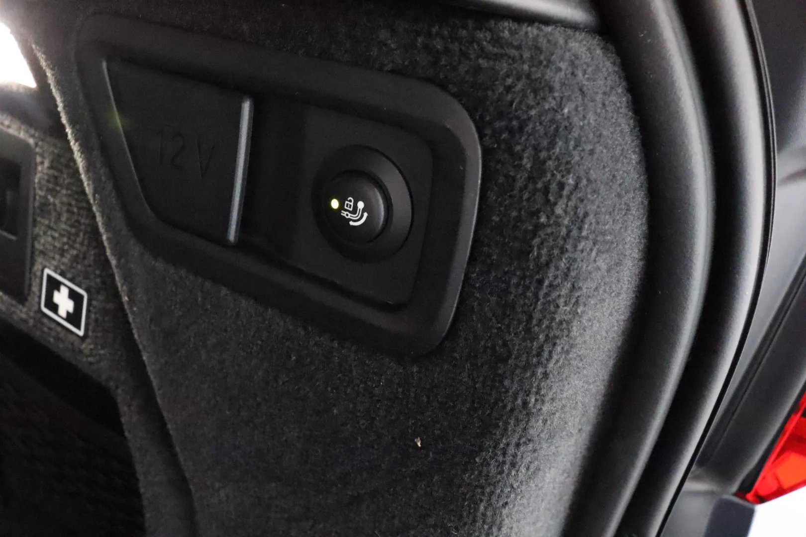 BMW X7 YLE-206 carousel image