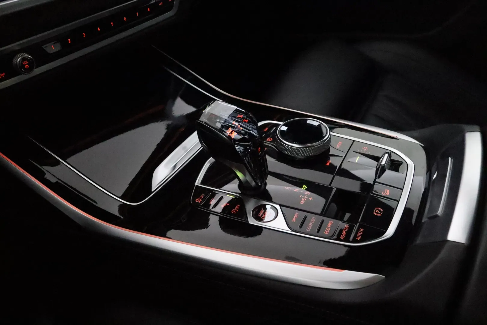 BMW X7 YLE-206 carousel image