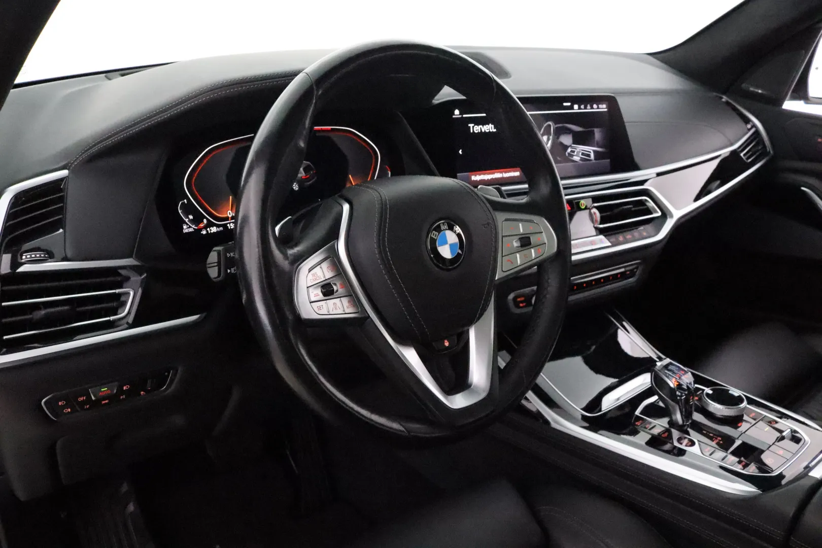 BMW X7 YLE-206 carousel image