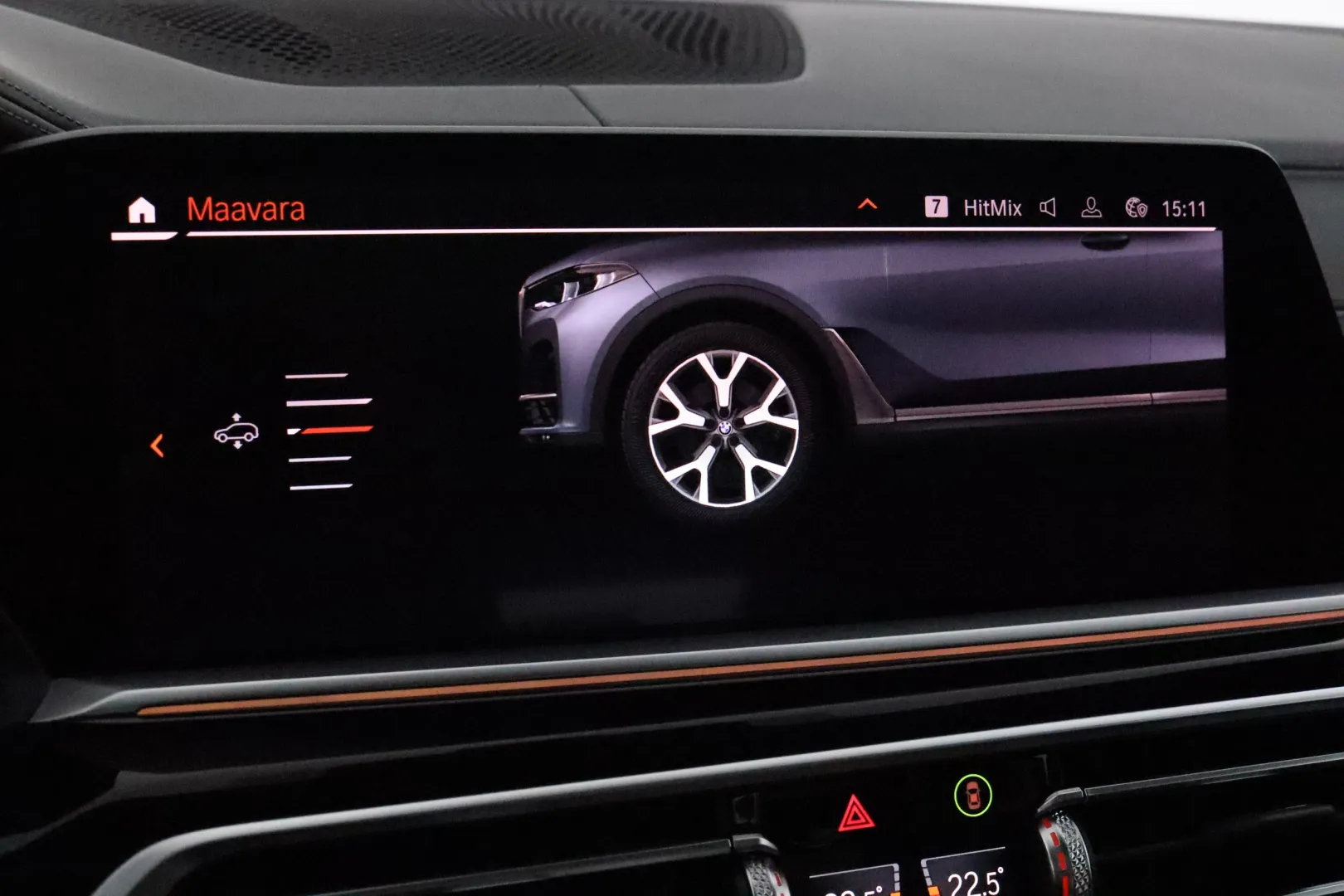 BMW X7 YLE-206 carousel image